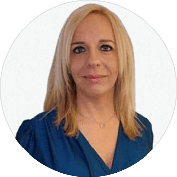 Szécsényi Veronika