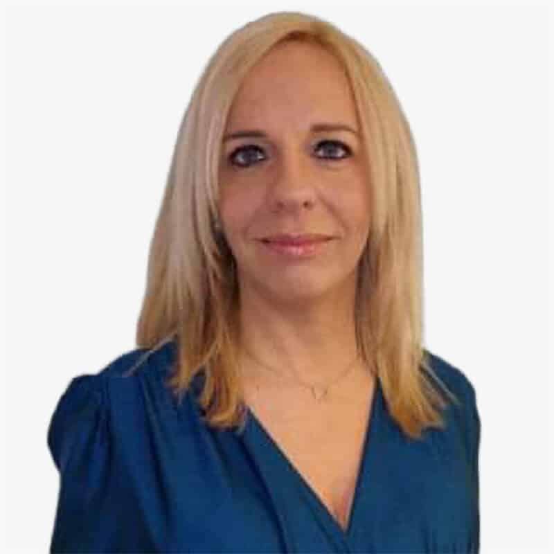 Szécsényi Veronika